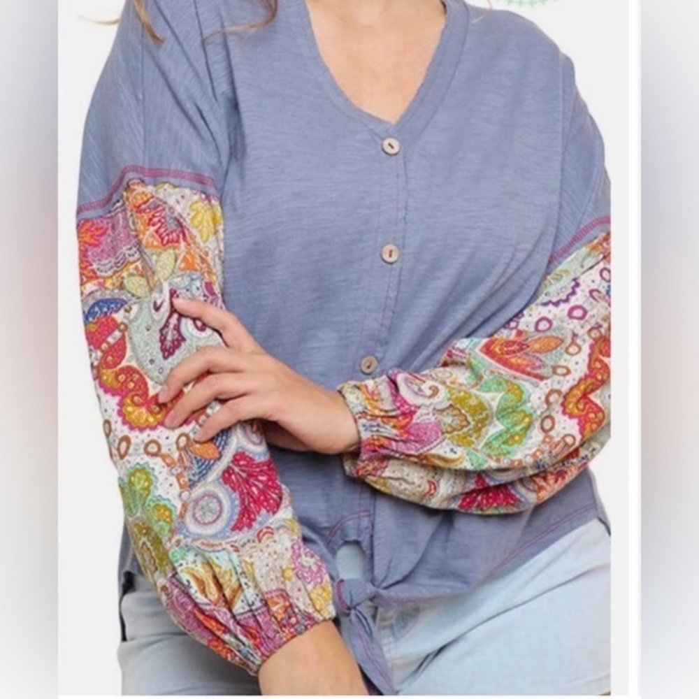 Umgee Women's Denim Blue Paisley Button Up Tie Sleeve Contrast Top EUC L #1167